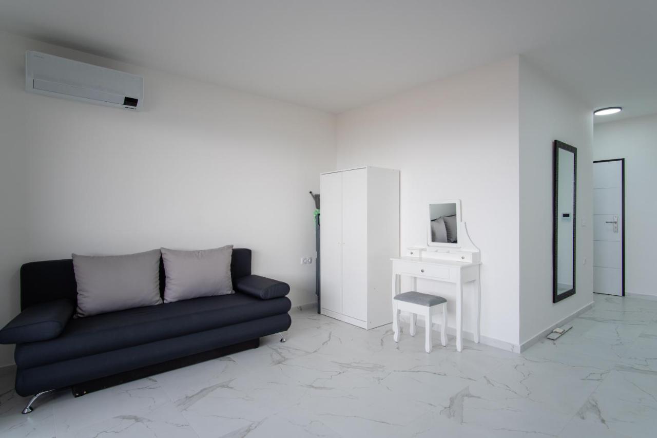 Noa Premium Residence Novalja Exterior photo